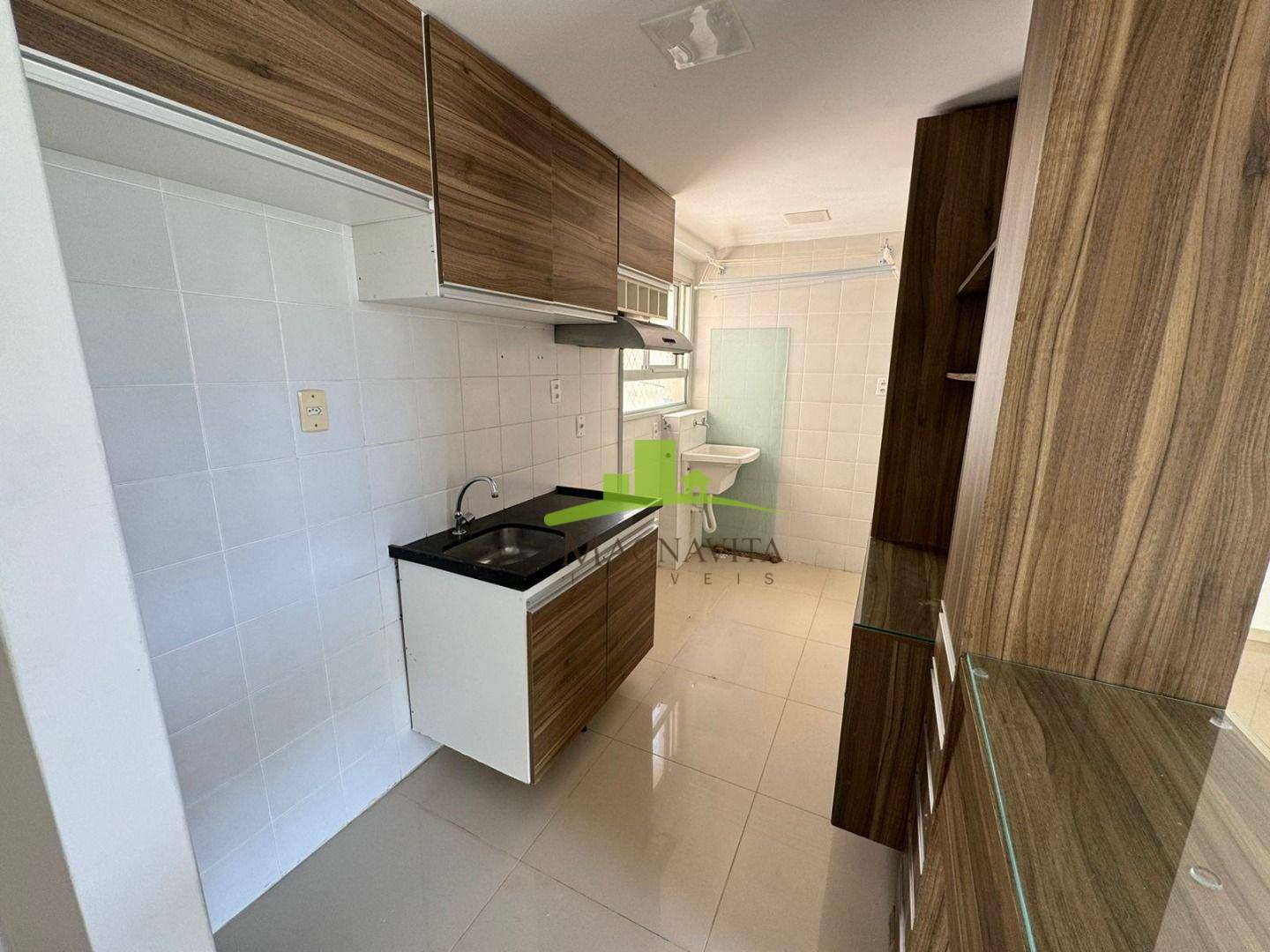 Apartamento - Buraquinho