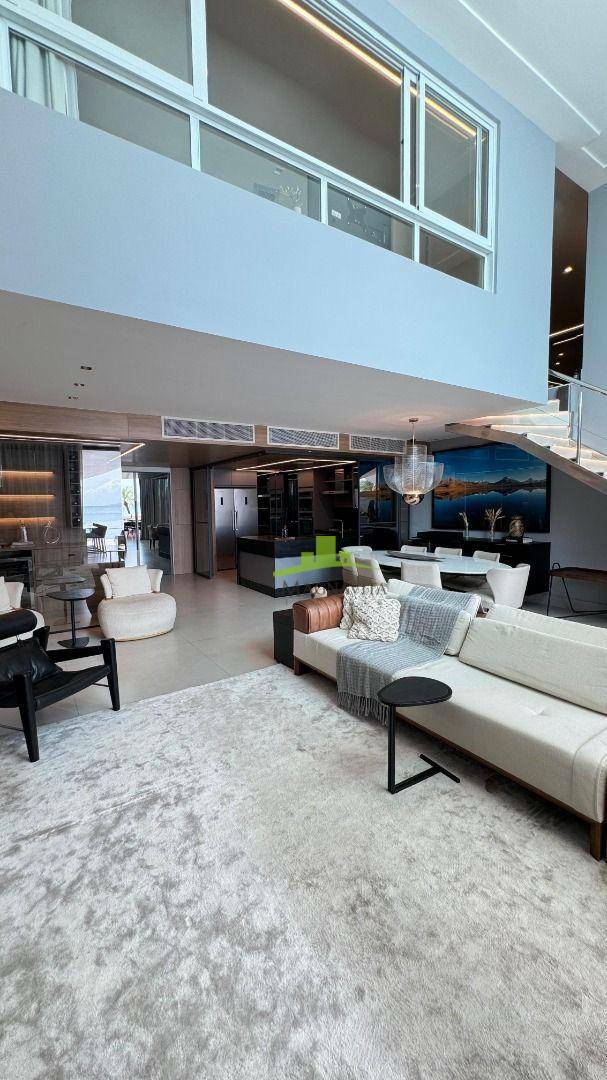 Apartamento - Comércio