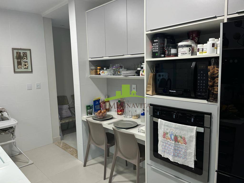 Apartamento - Buraquinho