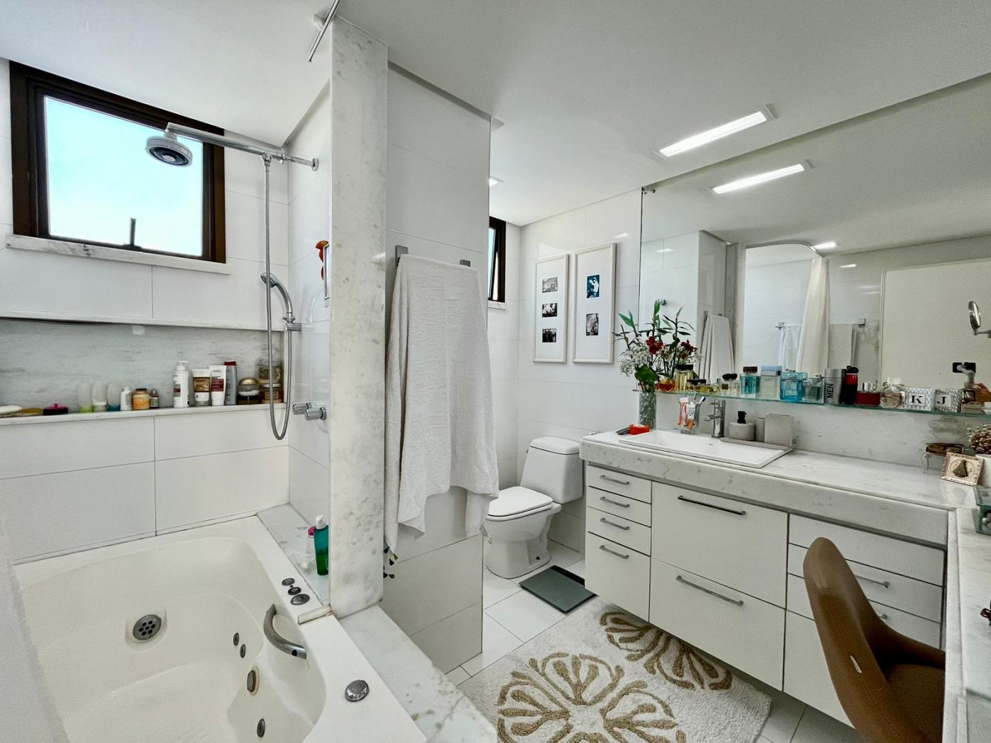 Apartamento - Horto florestal