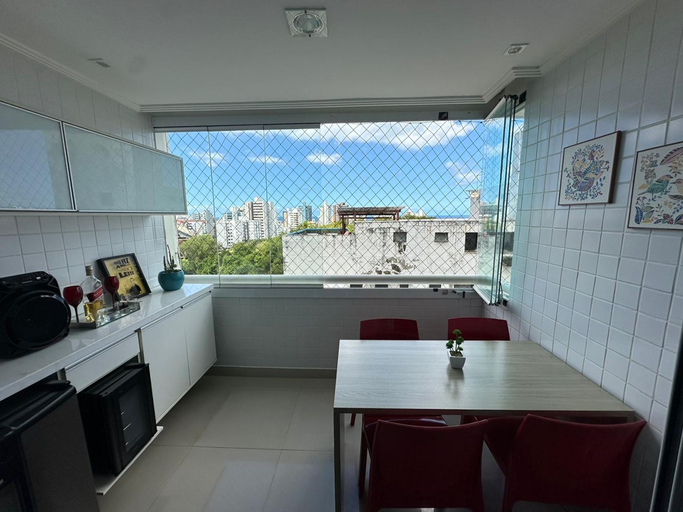 Apartamento - Costa azul