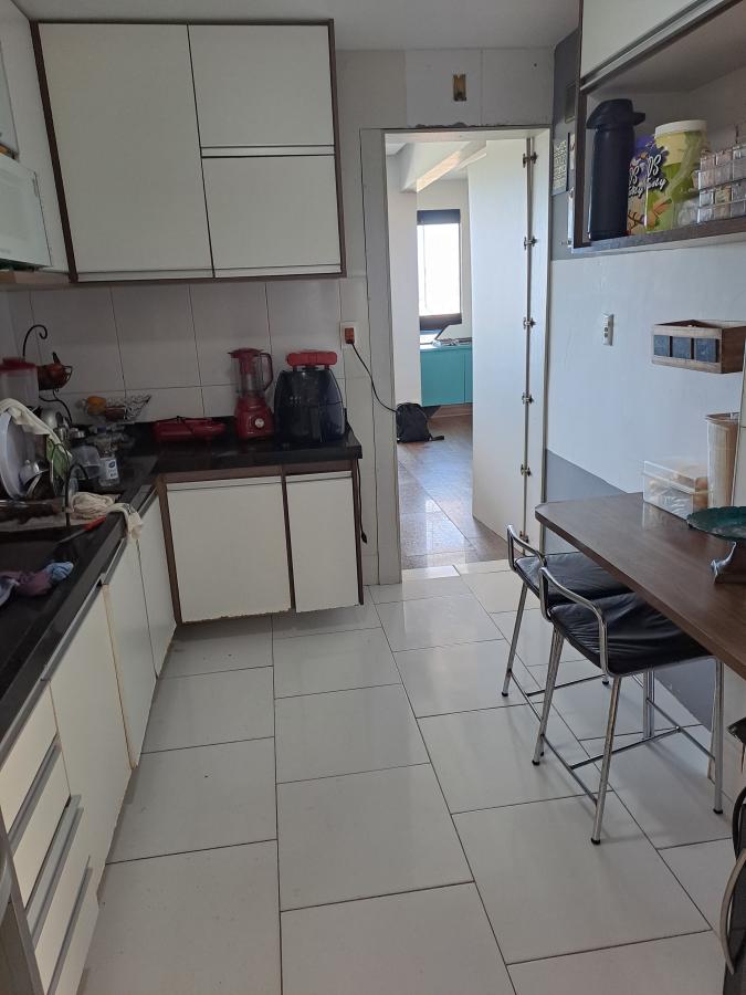 Apartamento - Rio vermelho