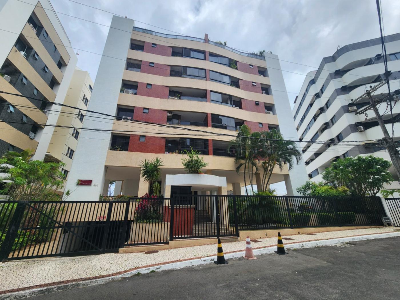 Apartamento - Rio vermelho