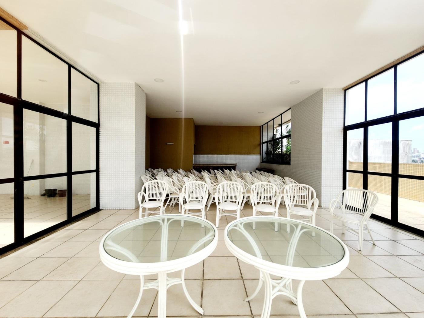 Apartamento - Rio vermelho