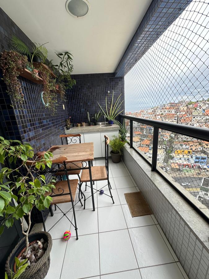 Apartamento - Rio vermelho
