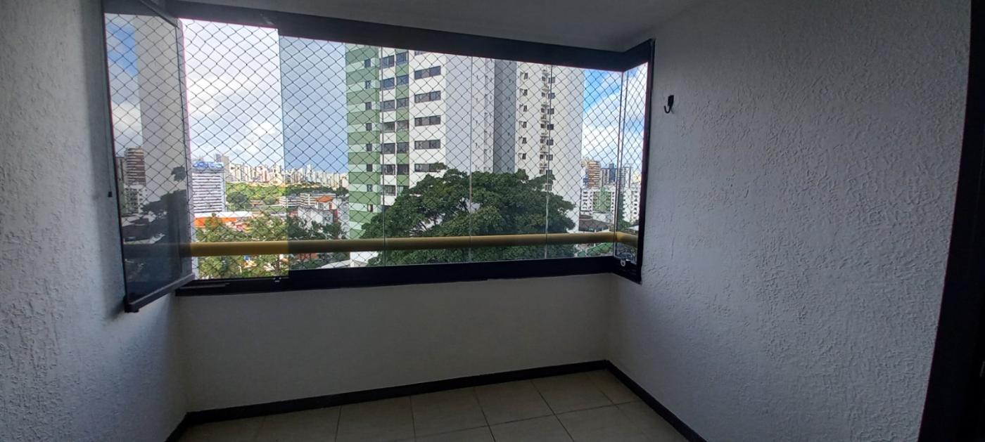 Apartamento - Candeal