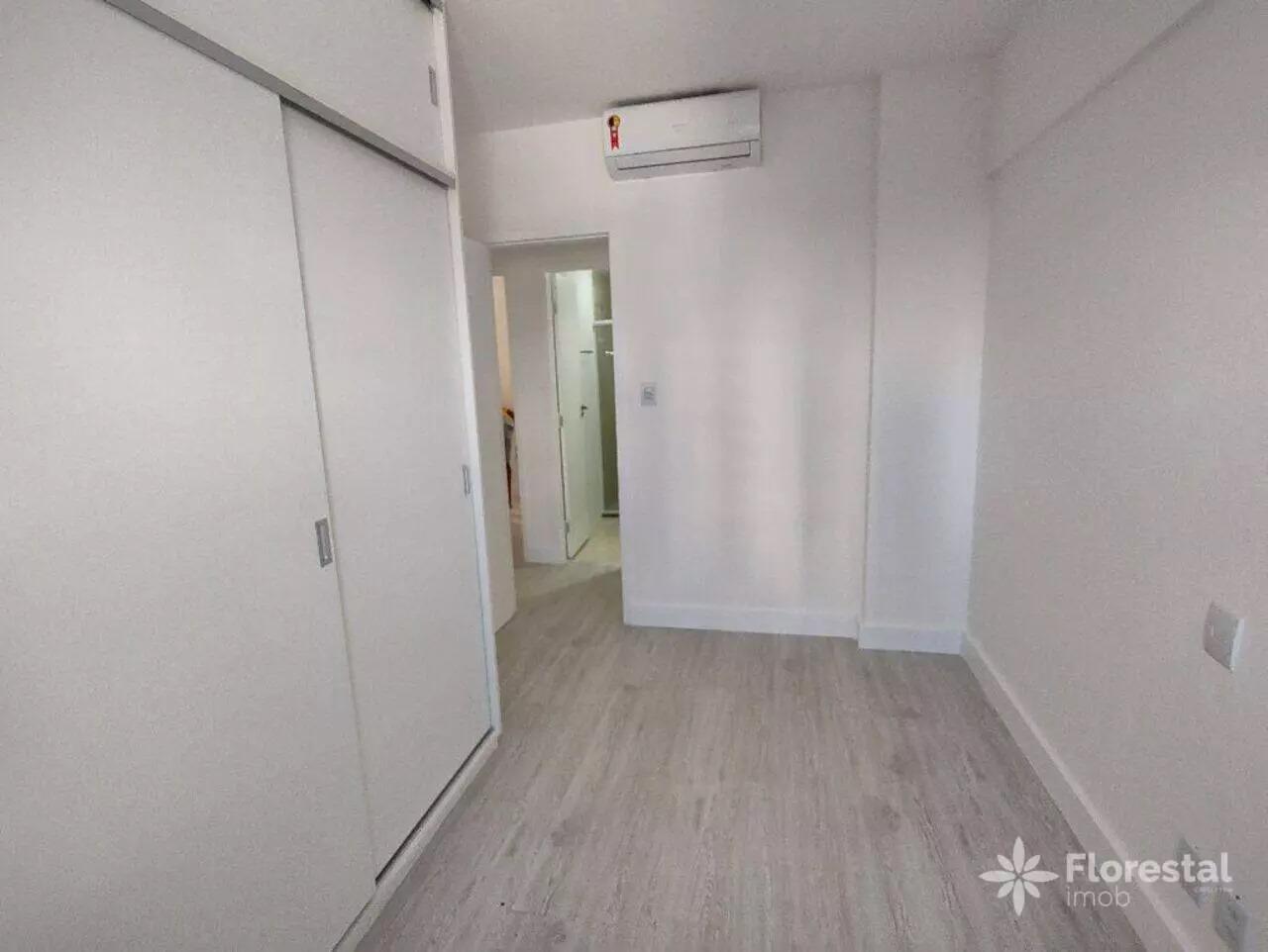 Apartamento - Caminho das árvores