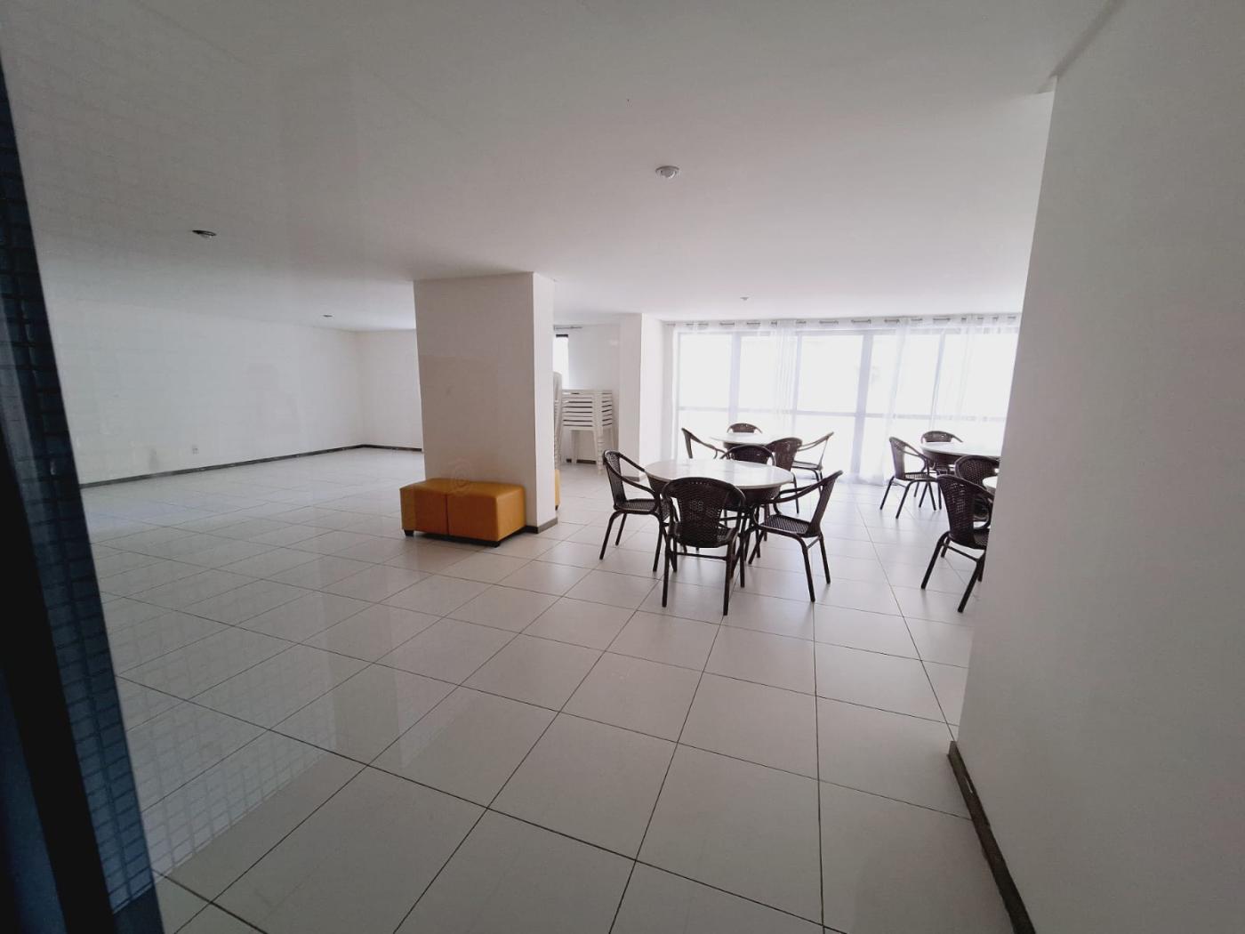Apartamento - Costa azul