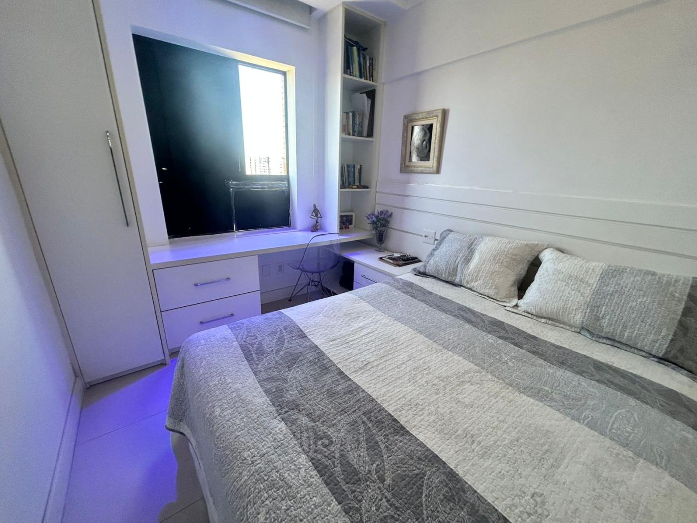 Apartamento - Caminho das árvores