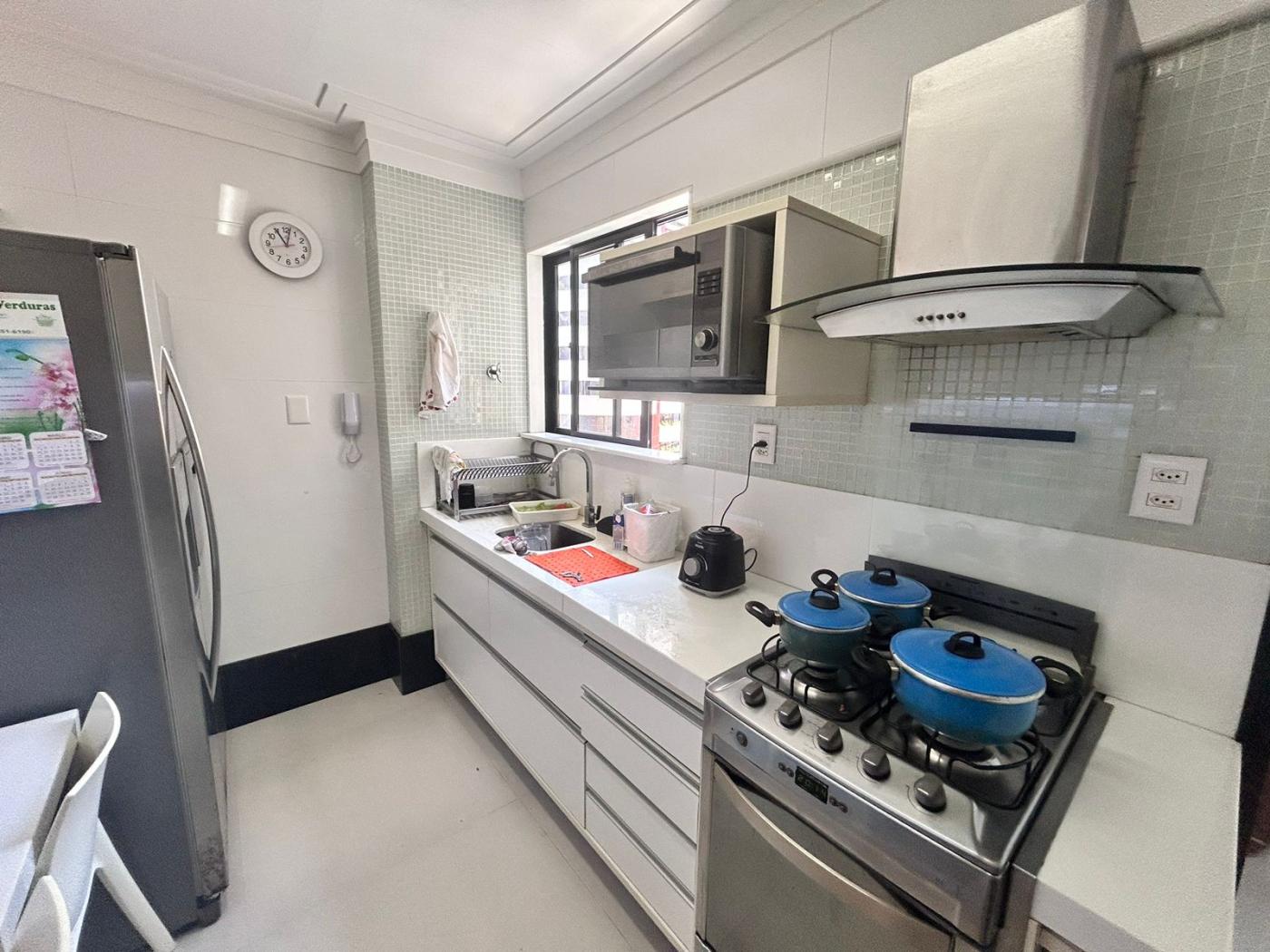 Apartamento - Caminho das árvores