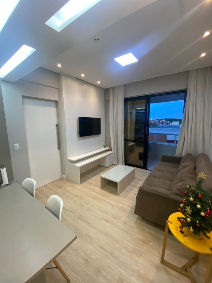 Apartamento - Caminho das árvores