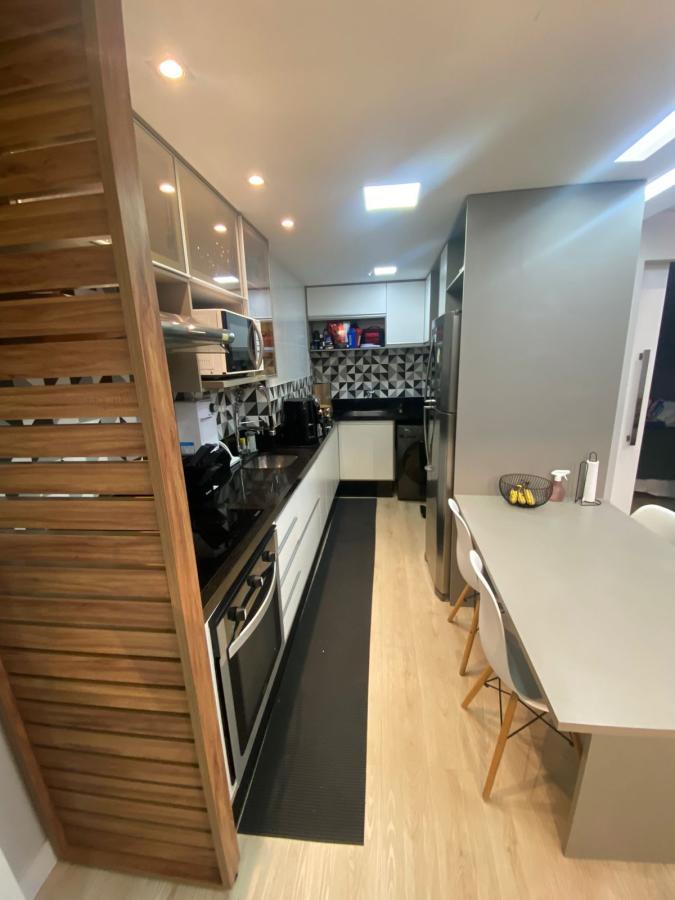 Apartamento - Caminho das árvores