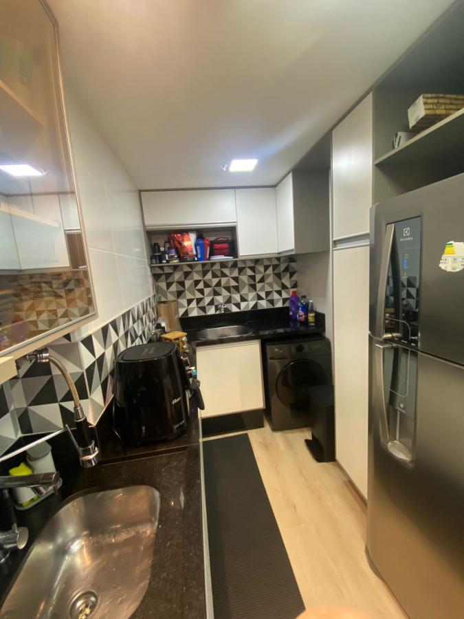 Apartamento - Caminho das árvores
