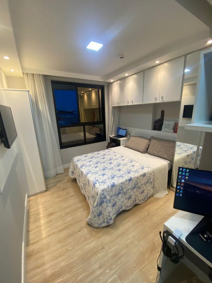 Apartamento - Caminho das árvores