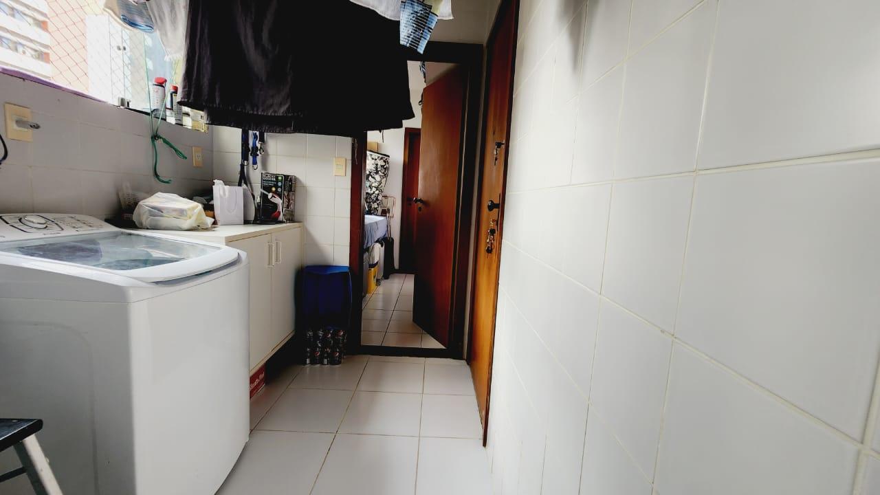 Apartamento - Caminho das árvores