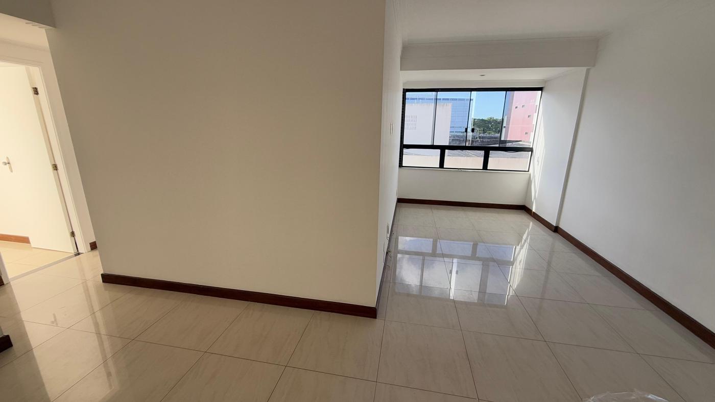 Apartamento - Imbuí