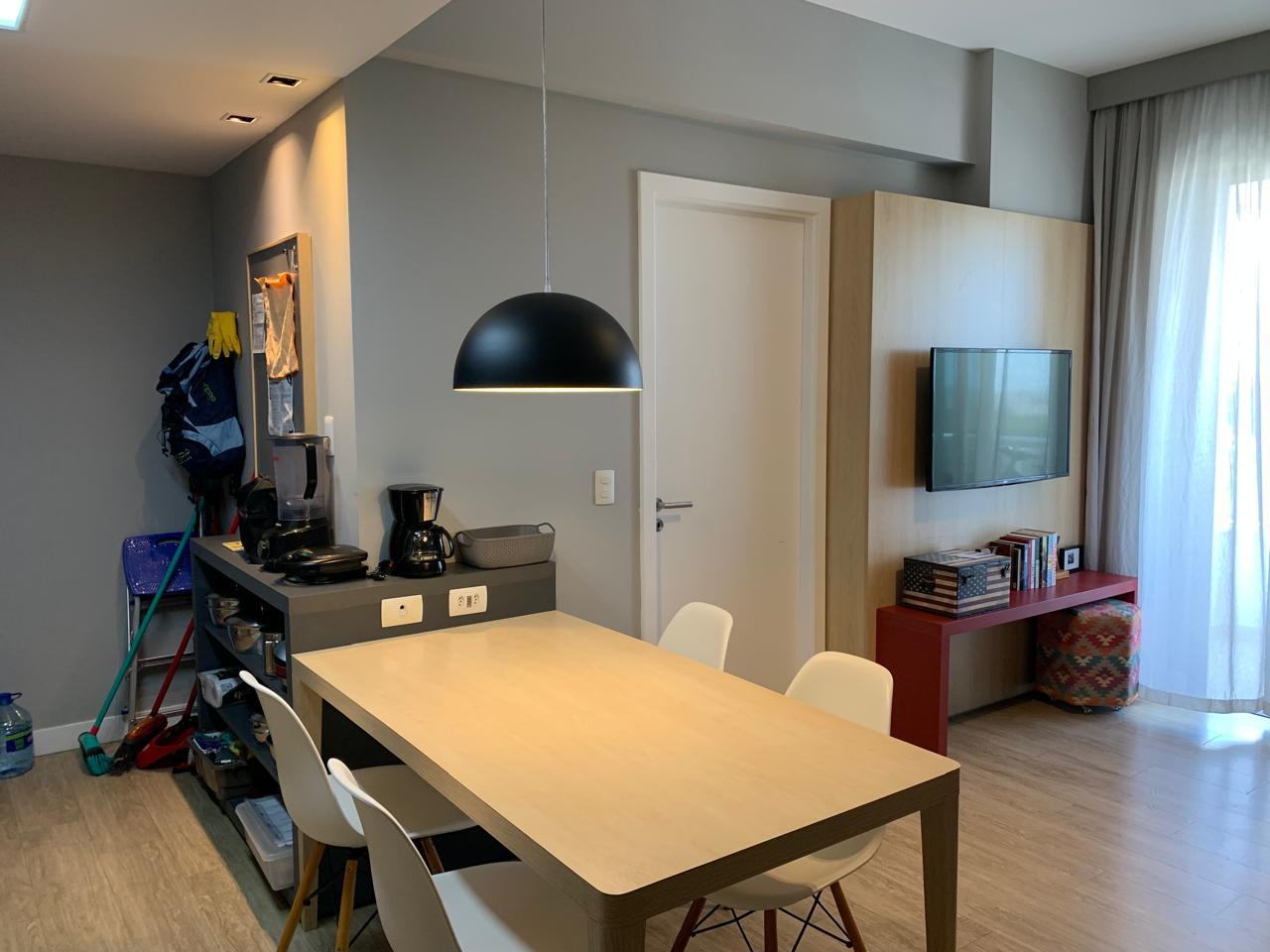 Apartamento - Caminho das árvores