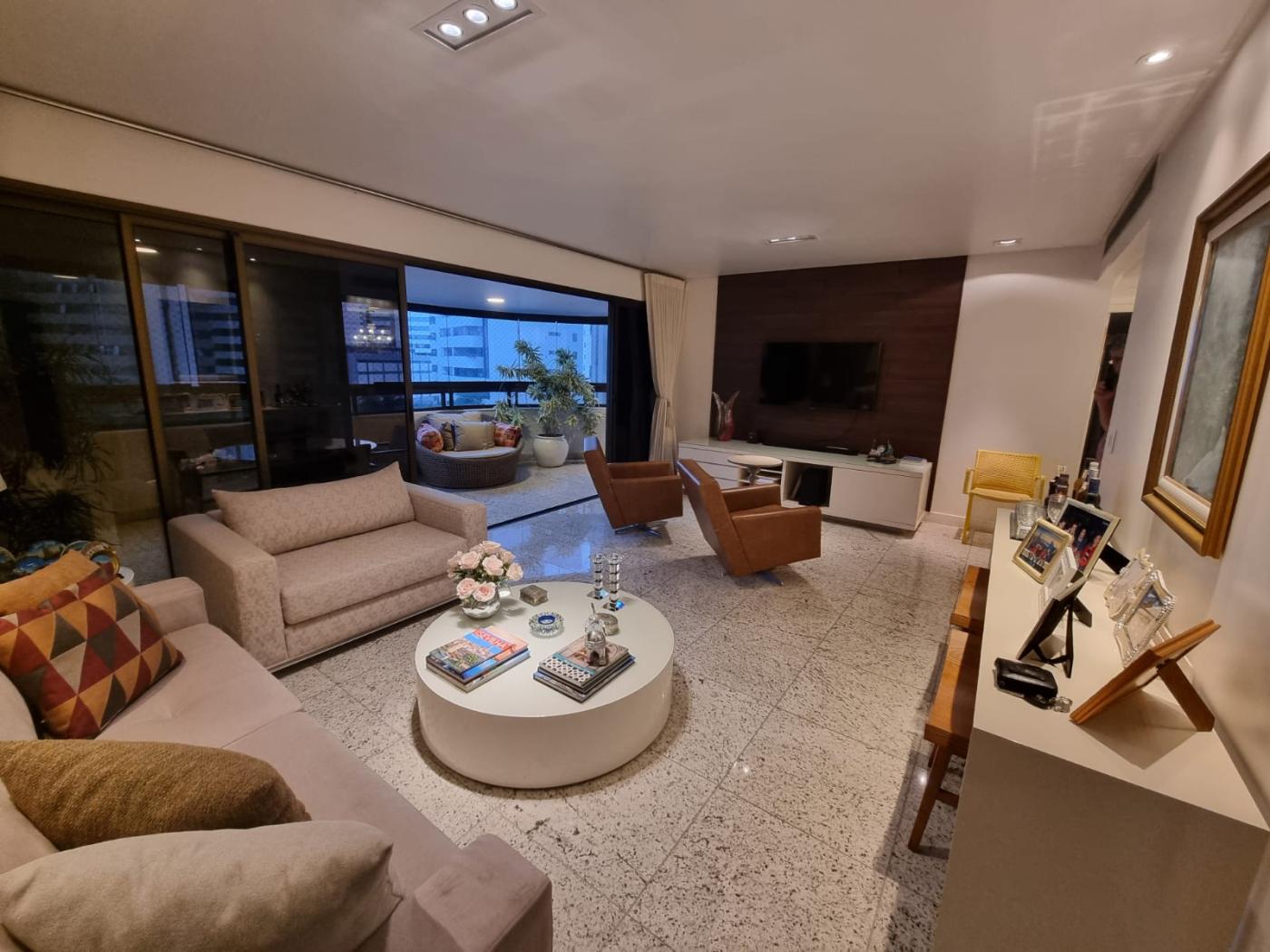 Apartamento - Pituba