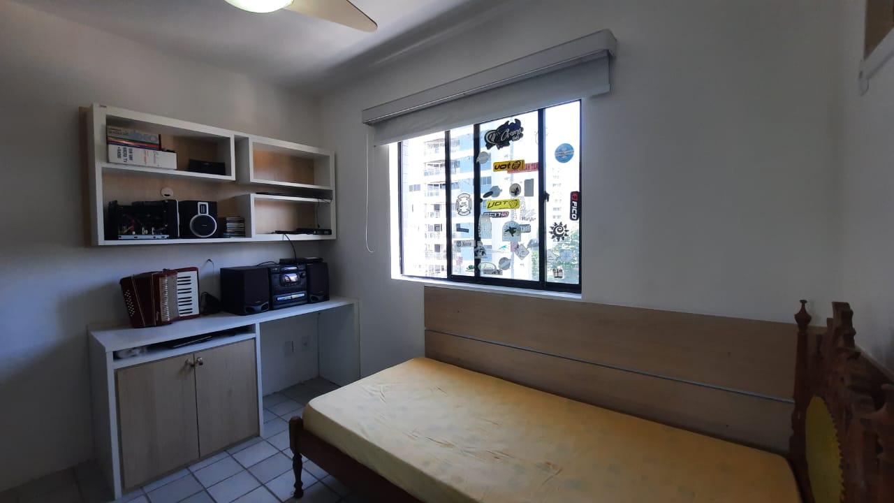 Apartamento - Caminho das árvores