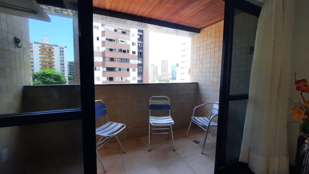 Apartamento - Caminho das árvores