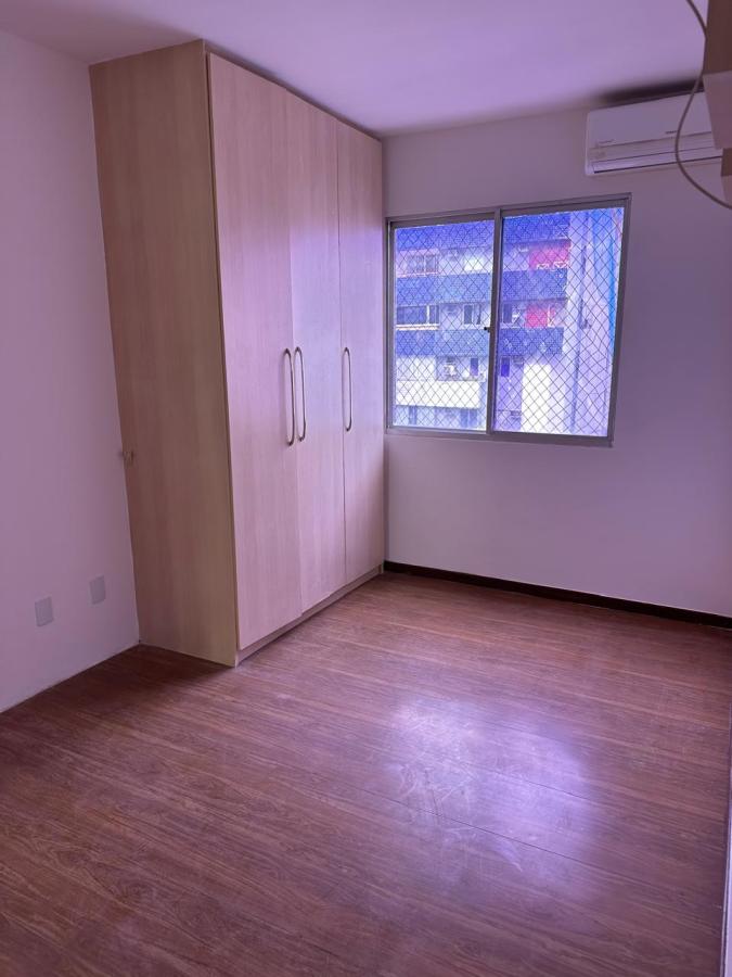 Apartamento - Caminho das árvores