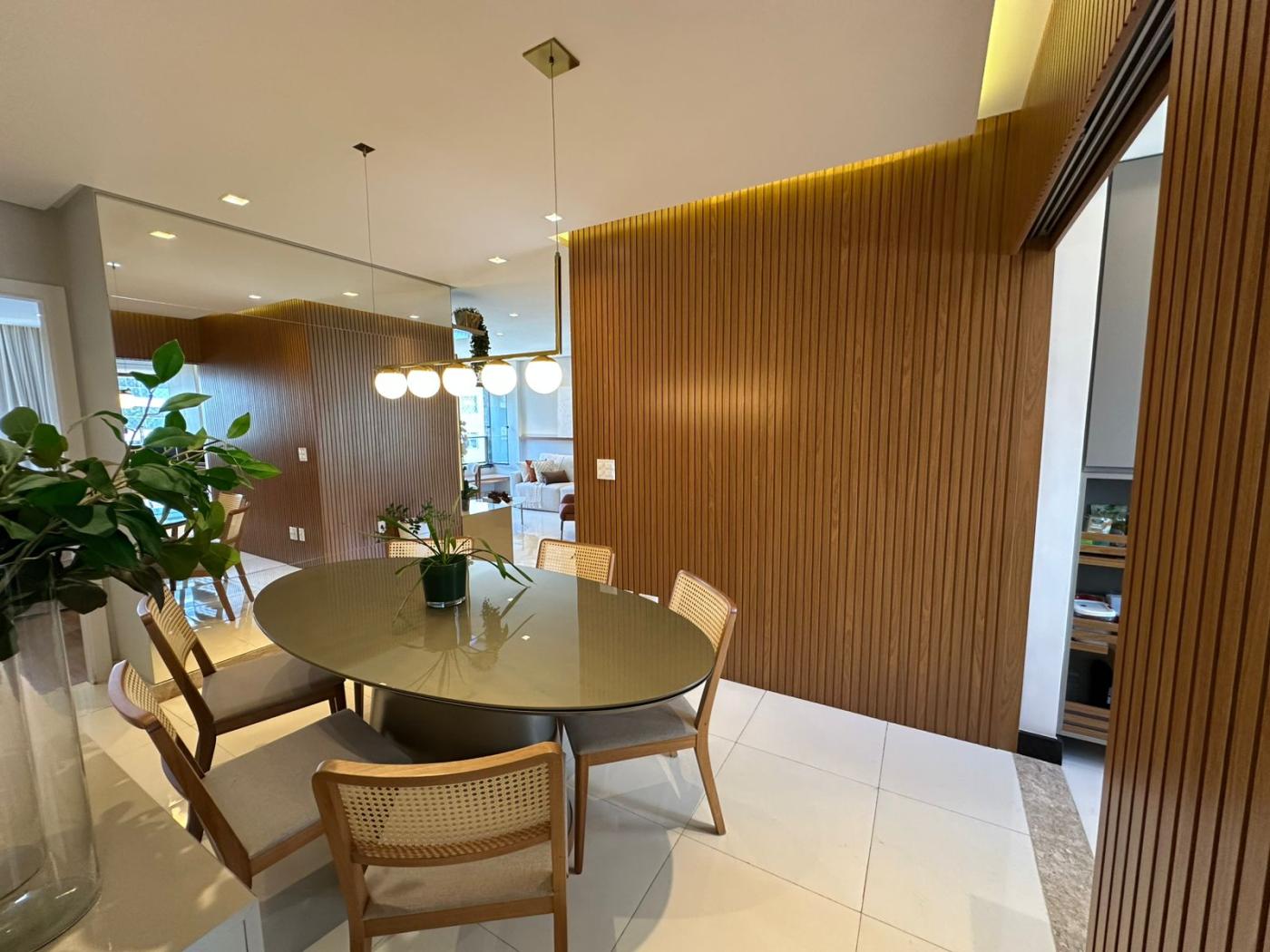 Apartamento - Horto Florestal