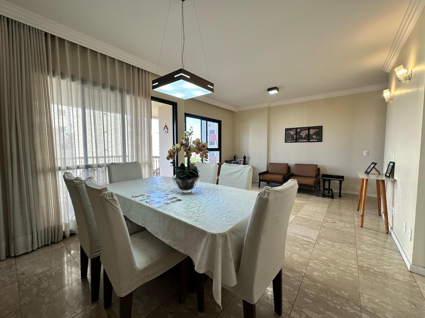 Apartamento - Itaigara