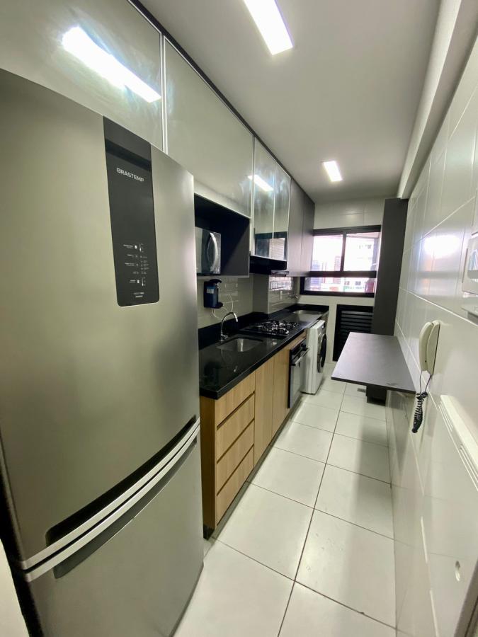 Apartamento - Caminho das árvores