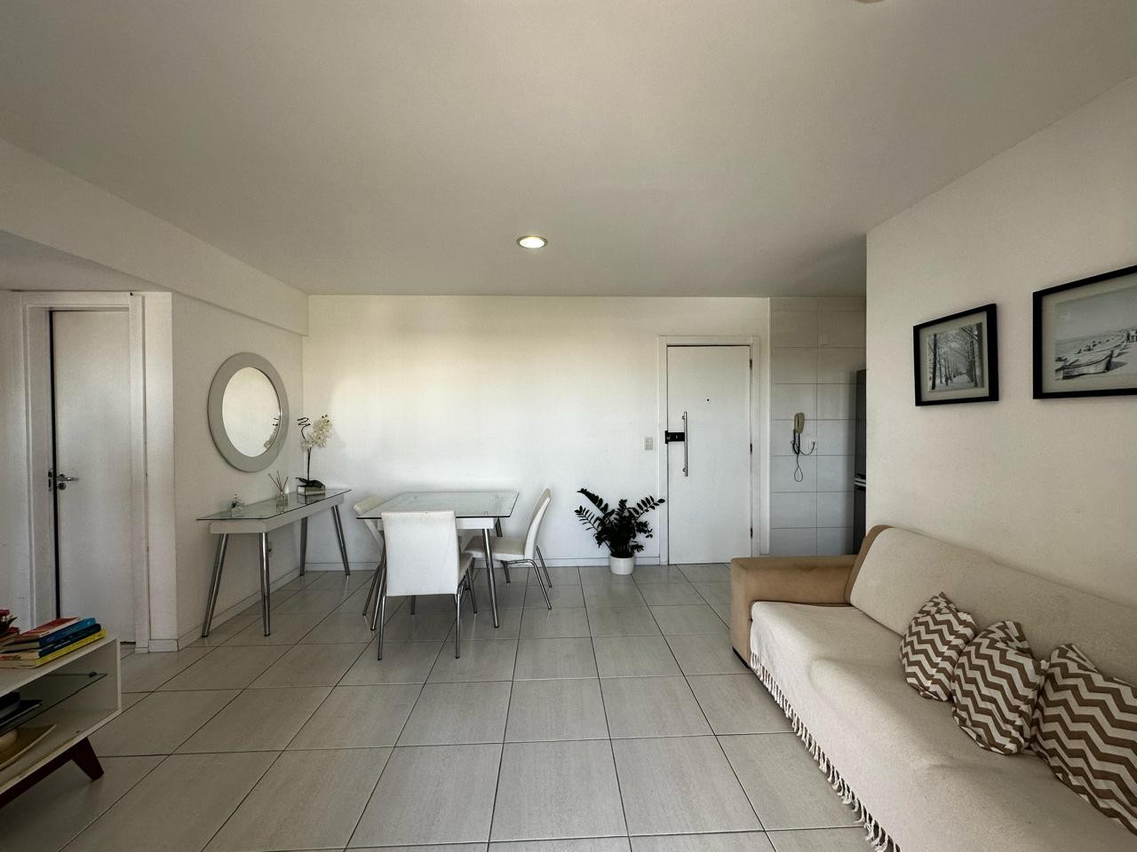 Apartamento - Paralela