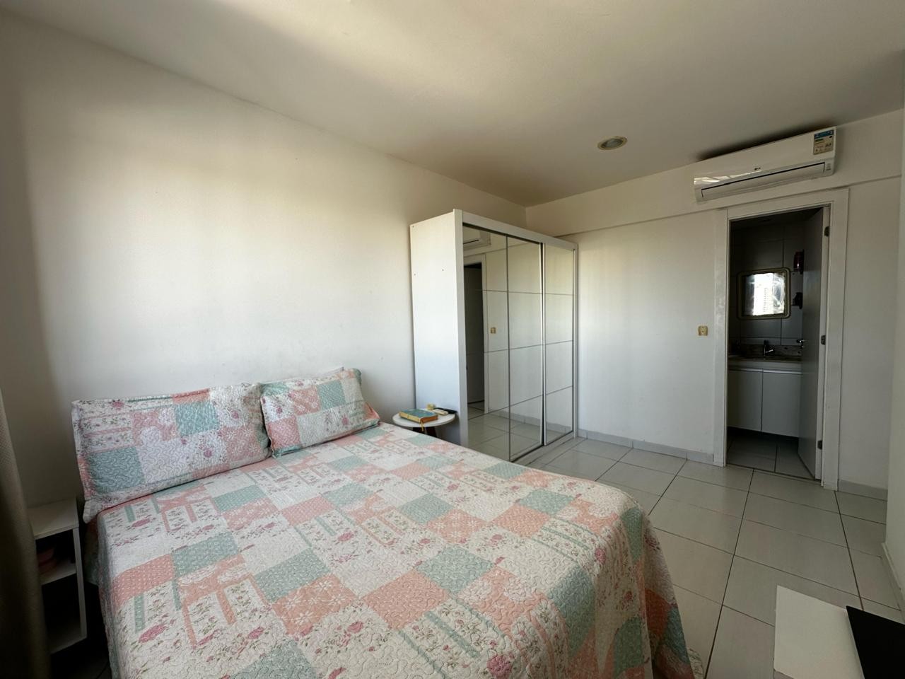 Apartamento - Paralela