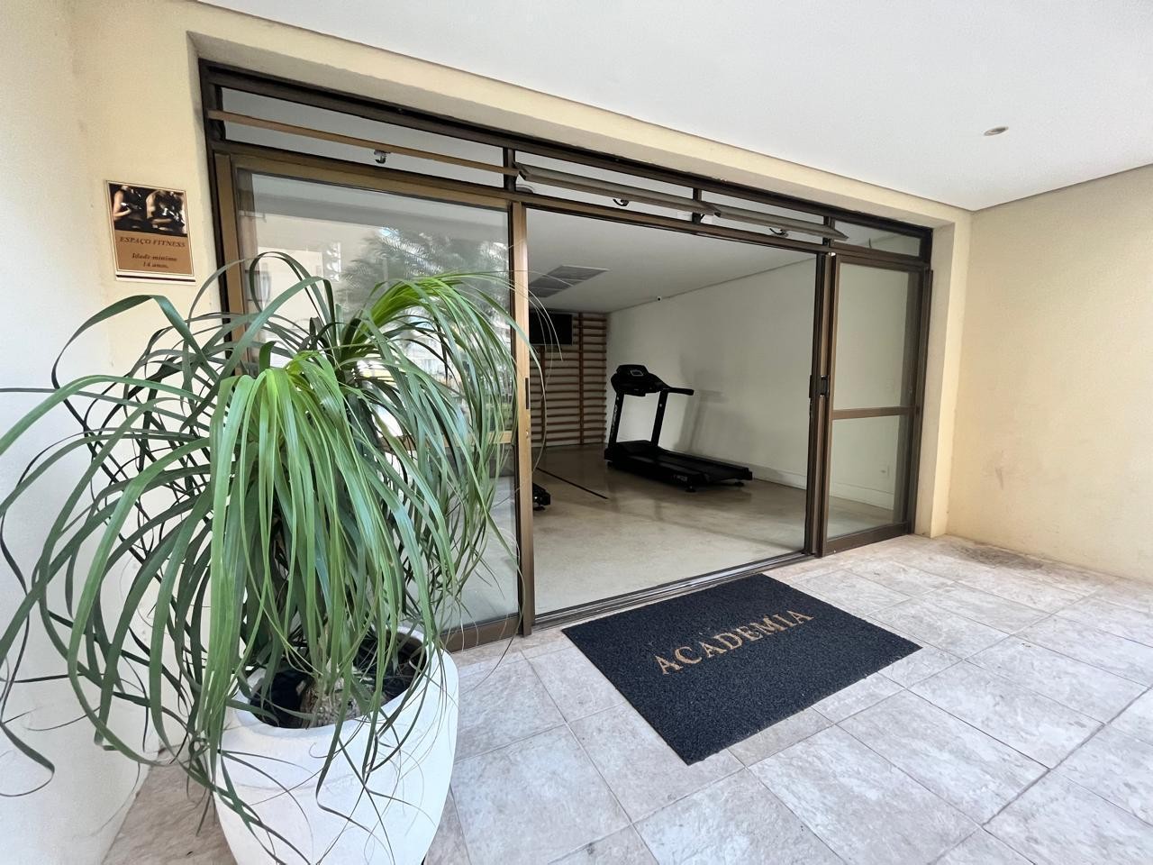 Apartamento - Paralela