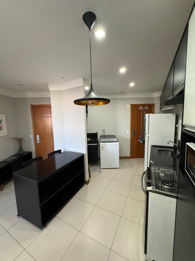 Apartamento - Caminho das árvores