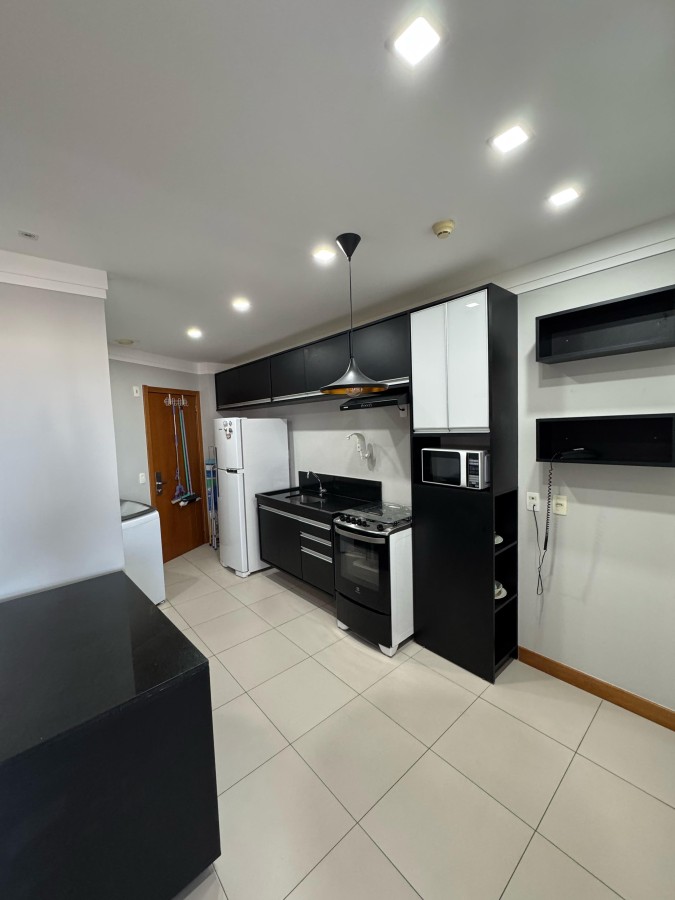 Apartamento - Caminho das árvores