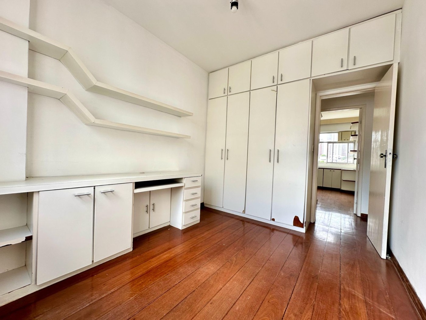 Apartamento - Caminho das árvores