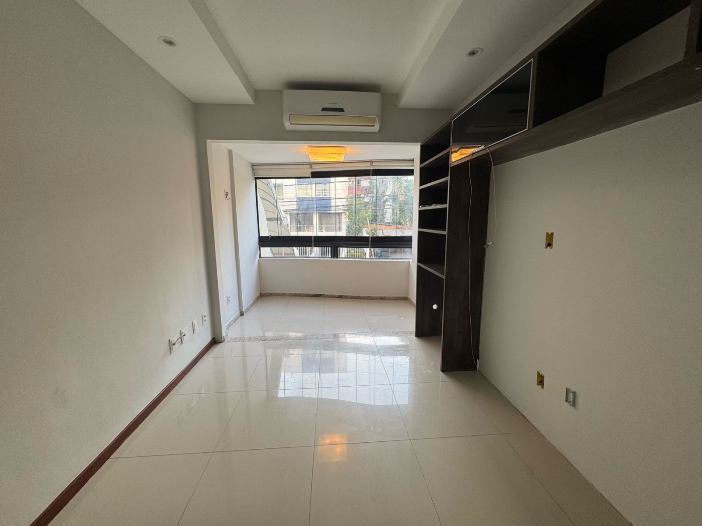 Apartamento - Costa azul