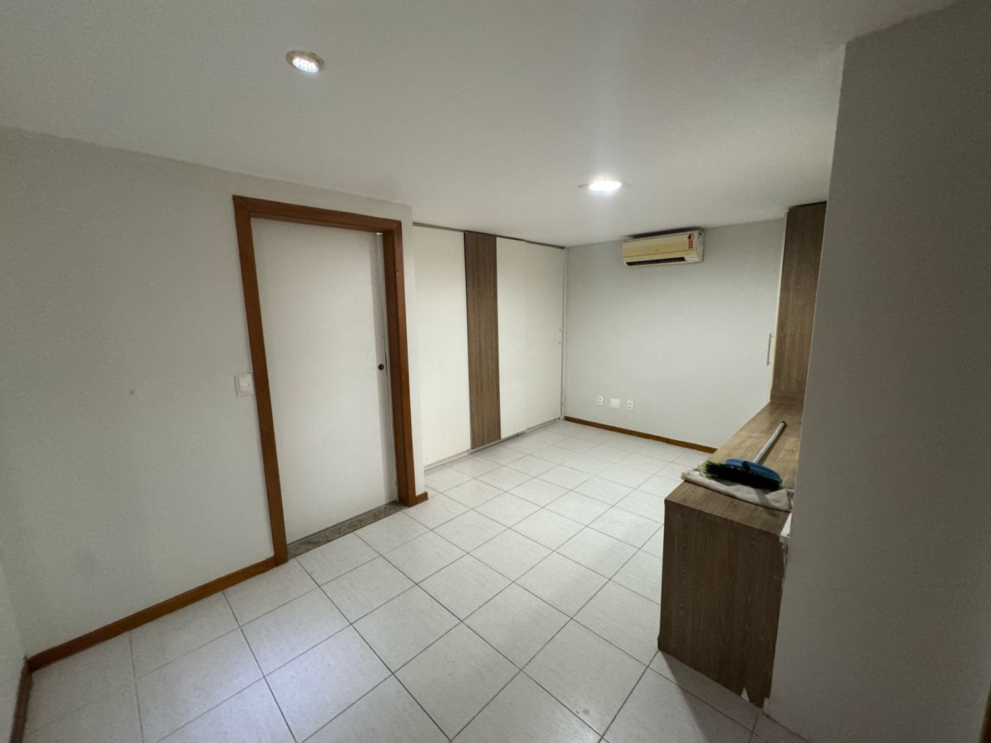 Apartamento - Costa azul