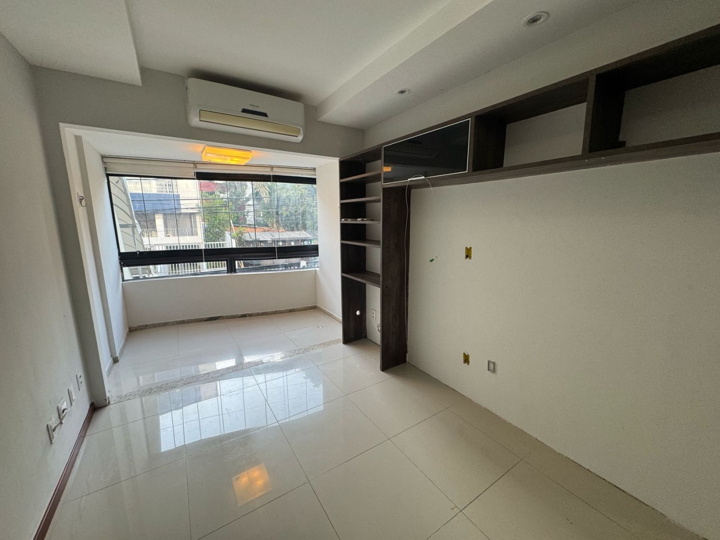 Apartamento - Costa azul