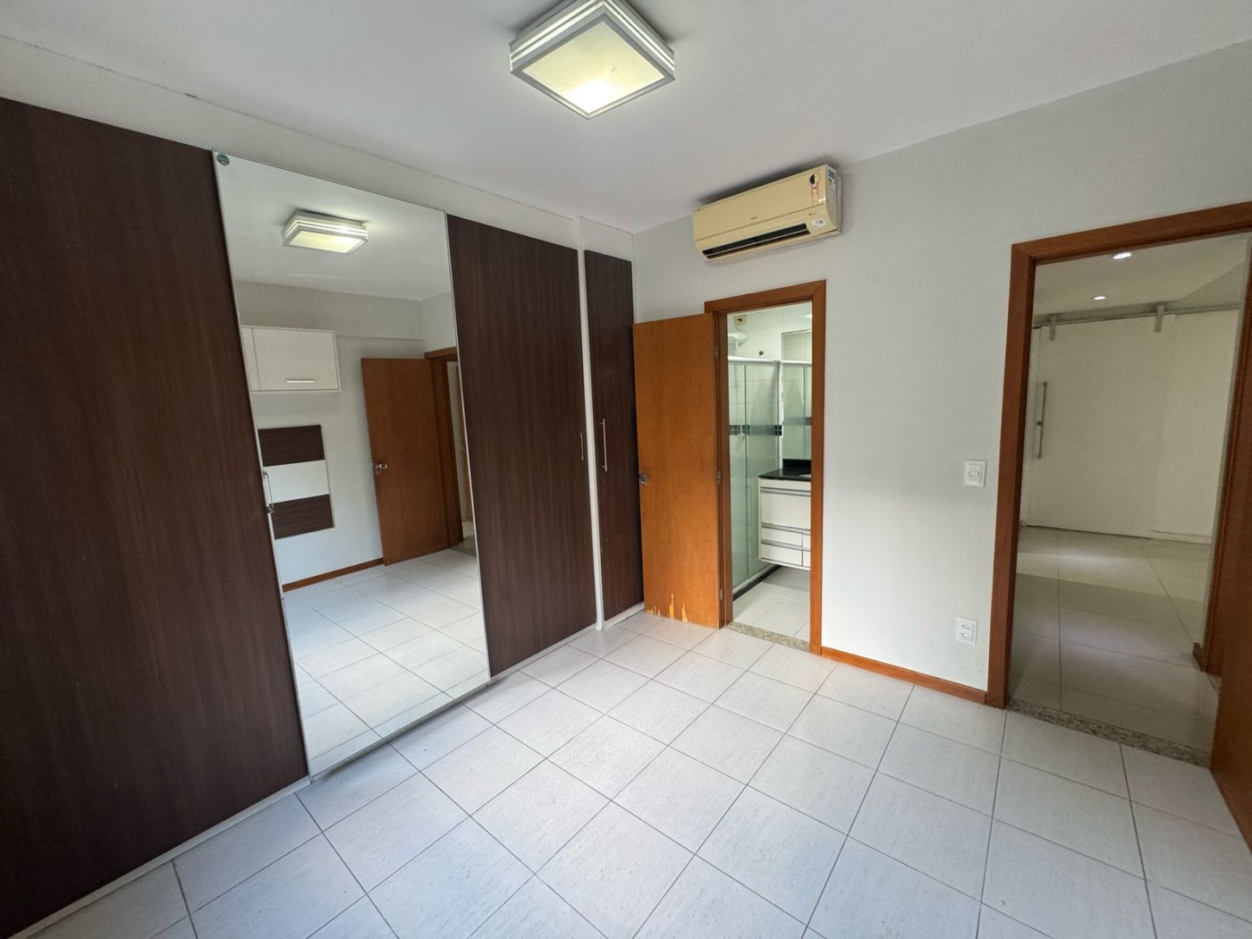Apartamento - Costa azul