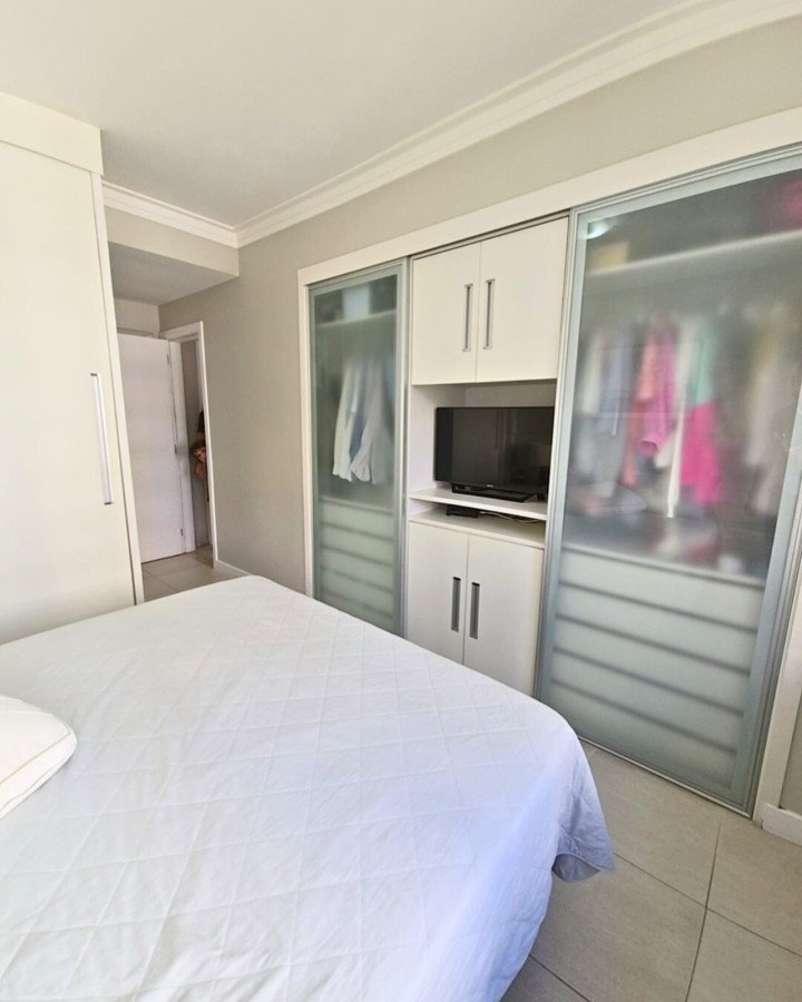 Apartamento - Itaigara