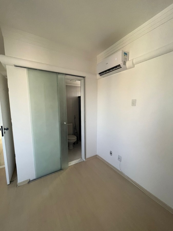 Apartamento - Caminho das árvores