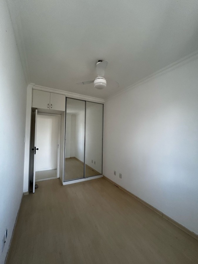Apartamento - Caminho das árvores