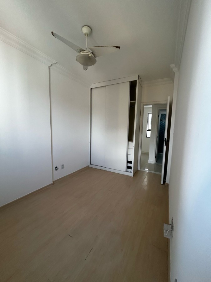 Apartamento - Caminho das árvores
