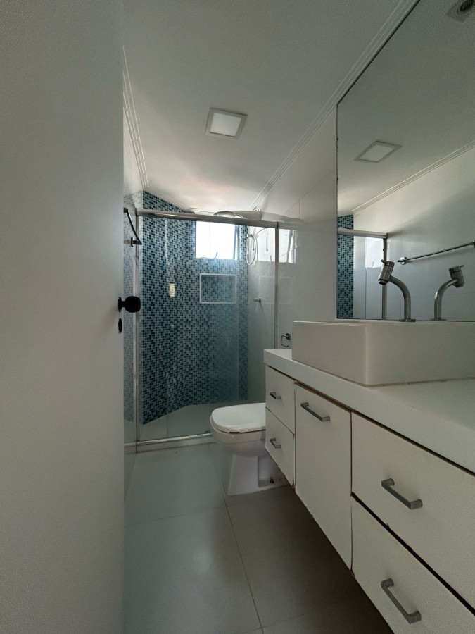 Apartamento - Caminho das árvores