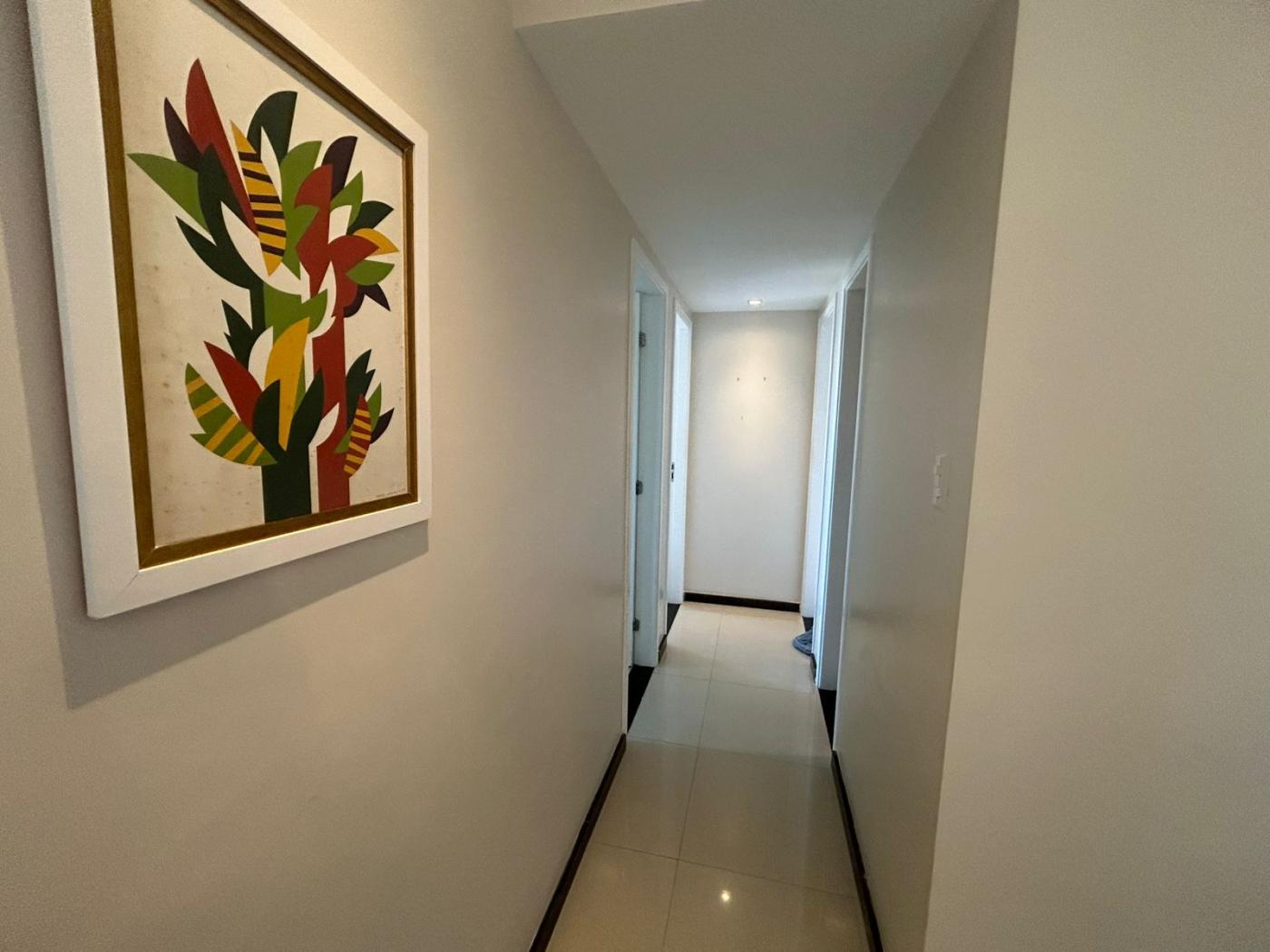 Apartamento - Caminho das árvores