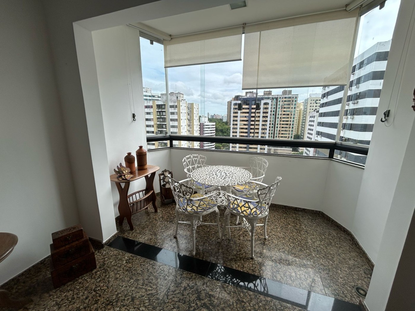Apartamento - Pituba