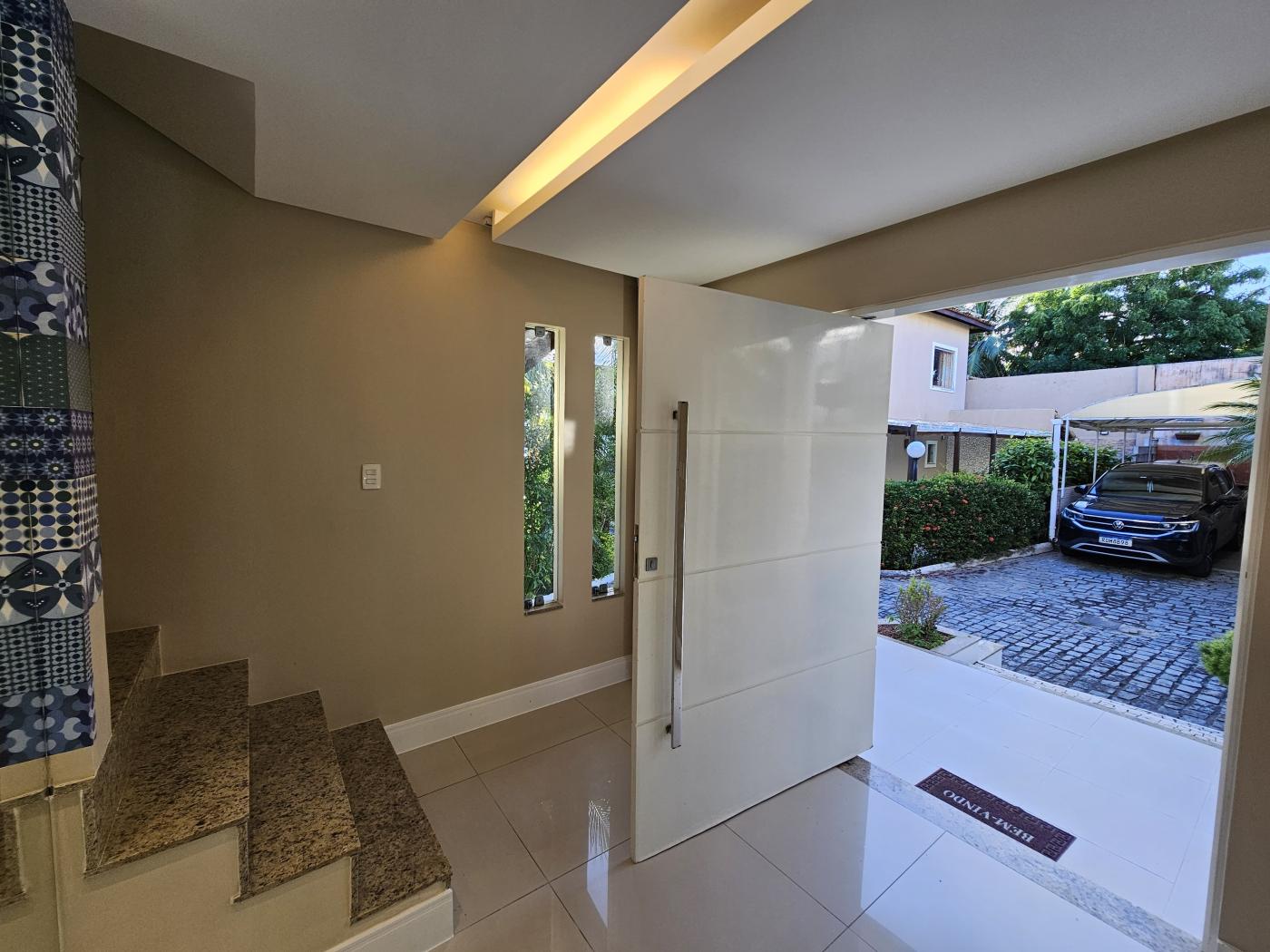 Apartamento - Buraquinho