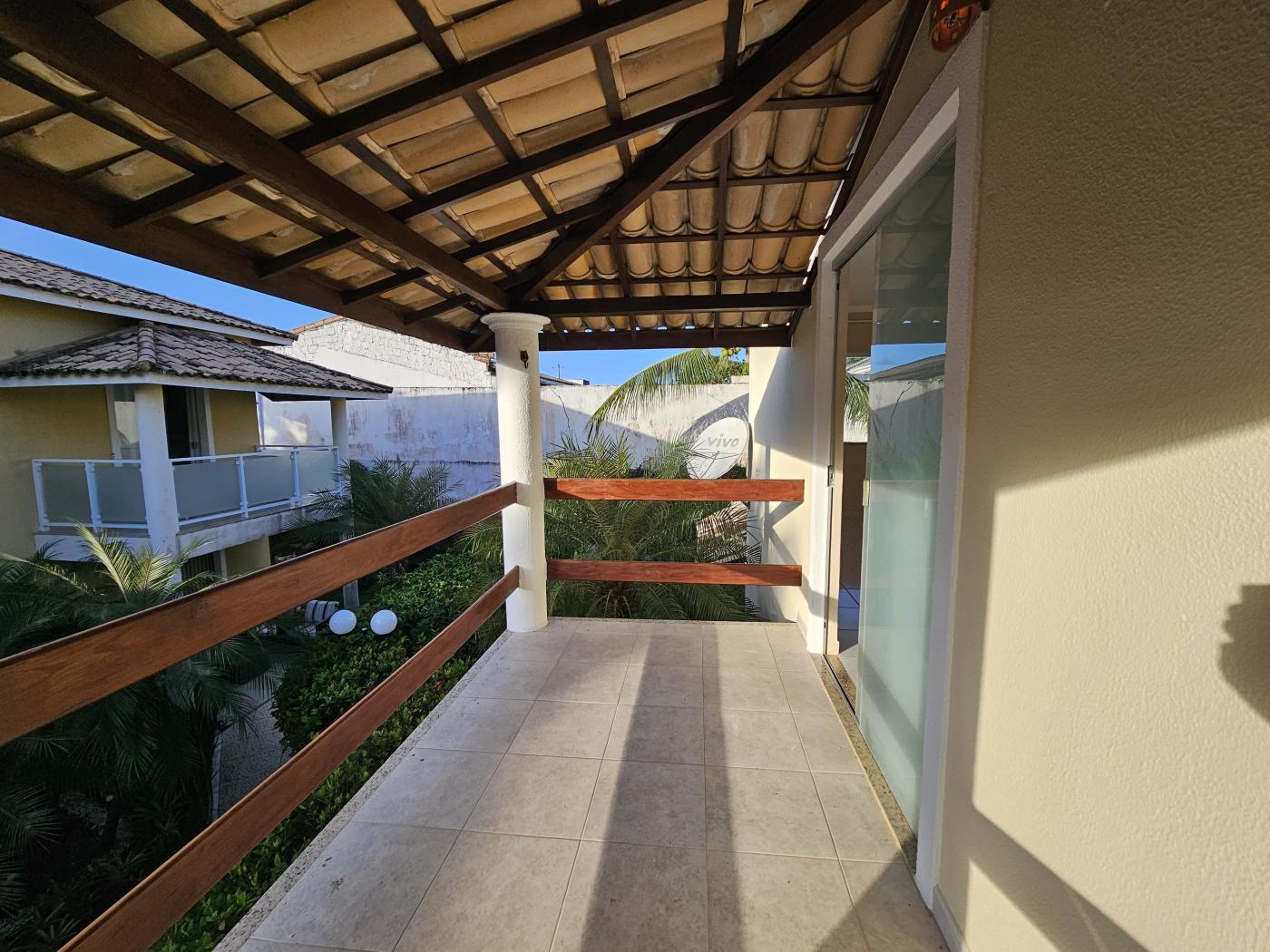 Apartamento - Buraquinho