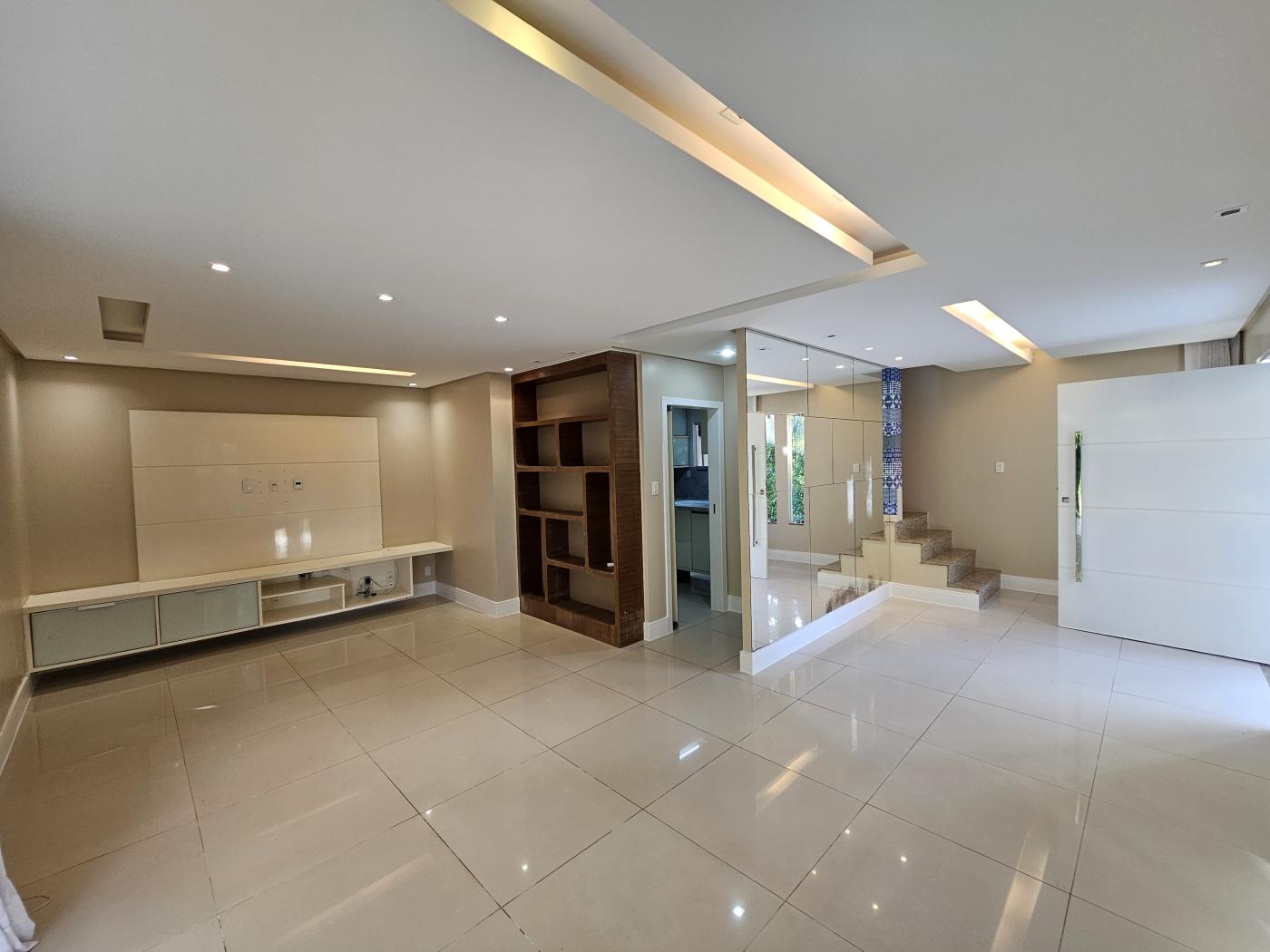 Apartamento - Buraquinho