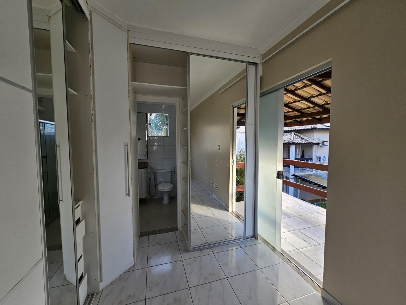 Apartamento - Buraquinho