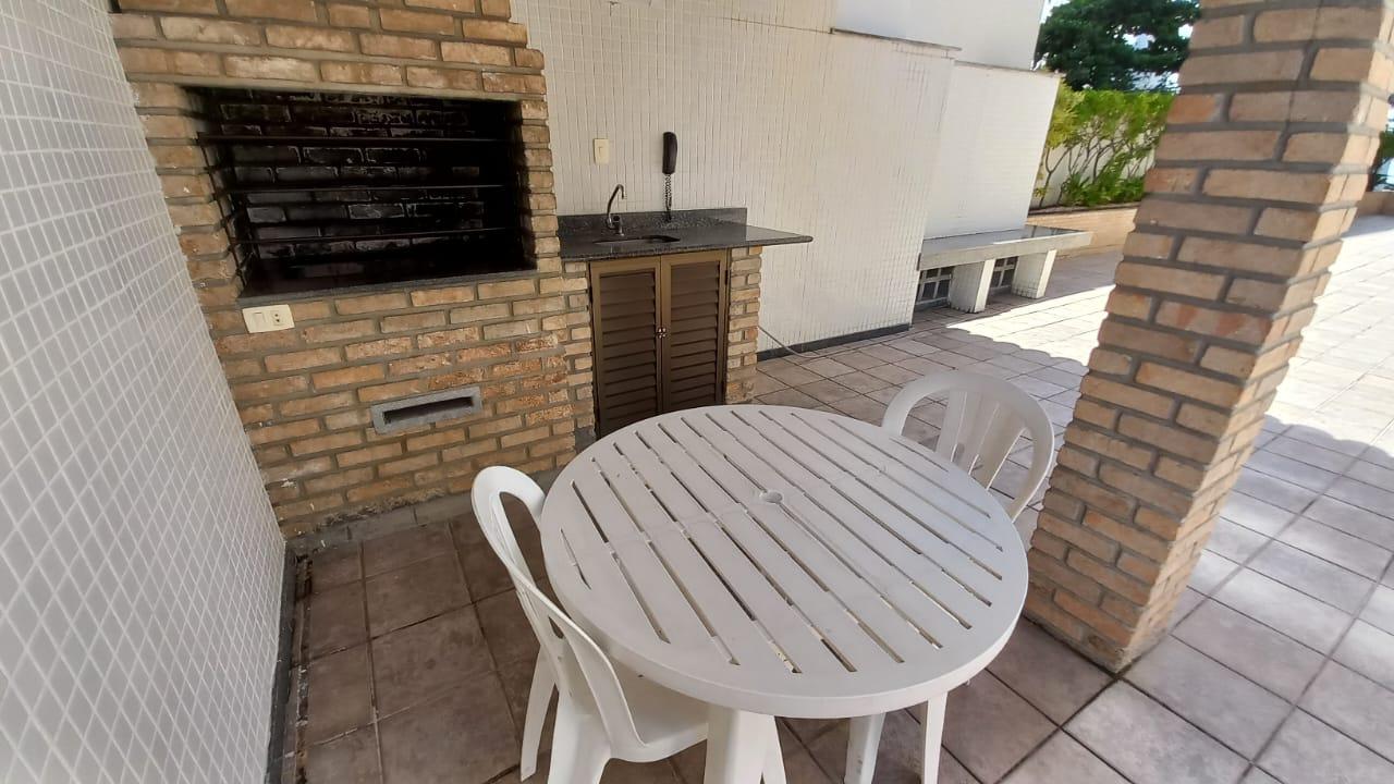 Apartamento - Caminho das árvores